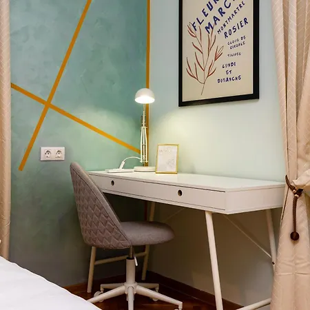 Hebros Park Next To Kapana 2br Appartement *