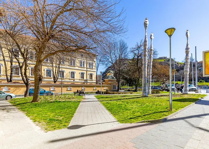 Hebros Park Next To Kapana 2br *