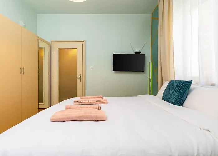 Apartment Hebros Park Next To Kapana 2br Plovdiv